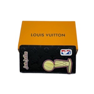 Бумажник Louis Vuitton NBA E1076