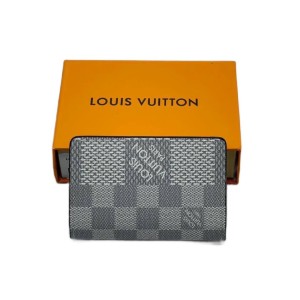Визитница Louis Vuitton E1185