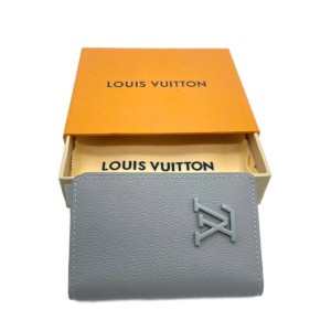 Визитница Louis Vuitton E1420