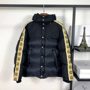 Зимняя куртка Gucci L1518
