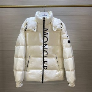 Зимняя куртка Moncler L1599